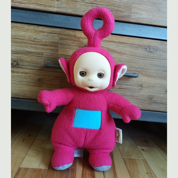 RARE 1998 Playskool Teletubbies Po Talking Stuffed Animal Plush - Picture 1 of 3